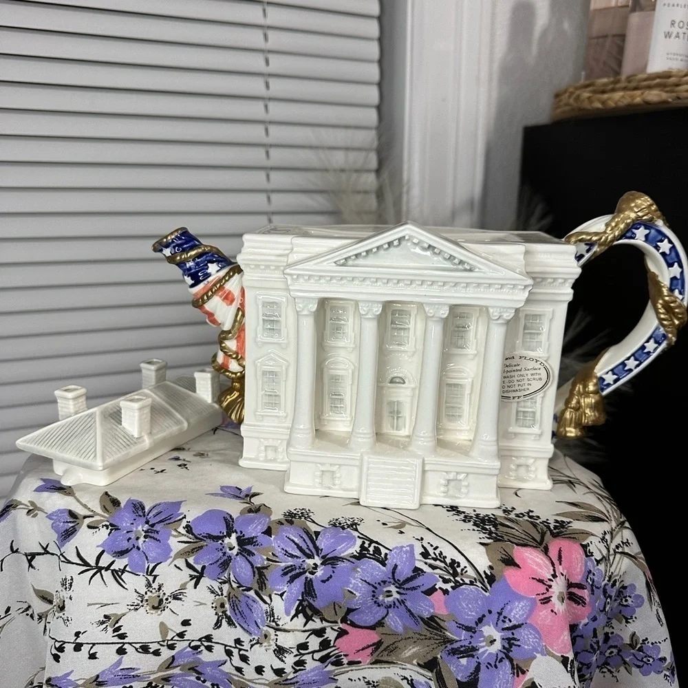 Fitz and Floyd white house